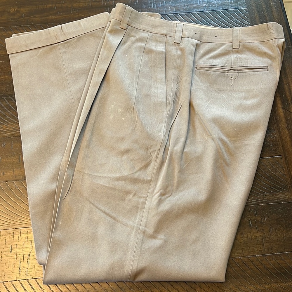 Natural Issue khakis!